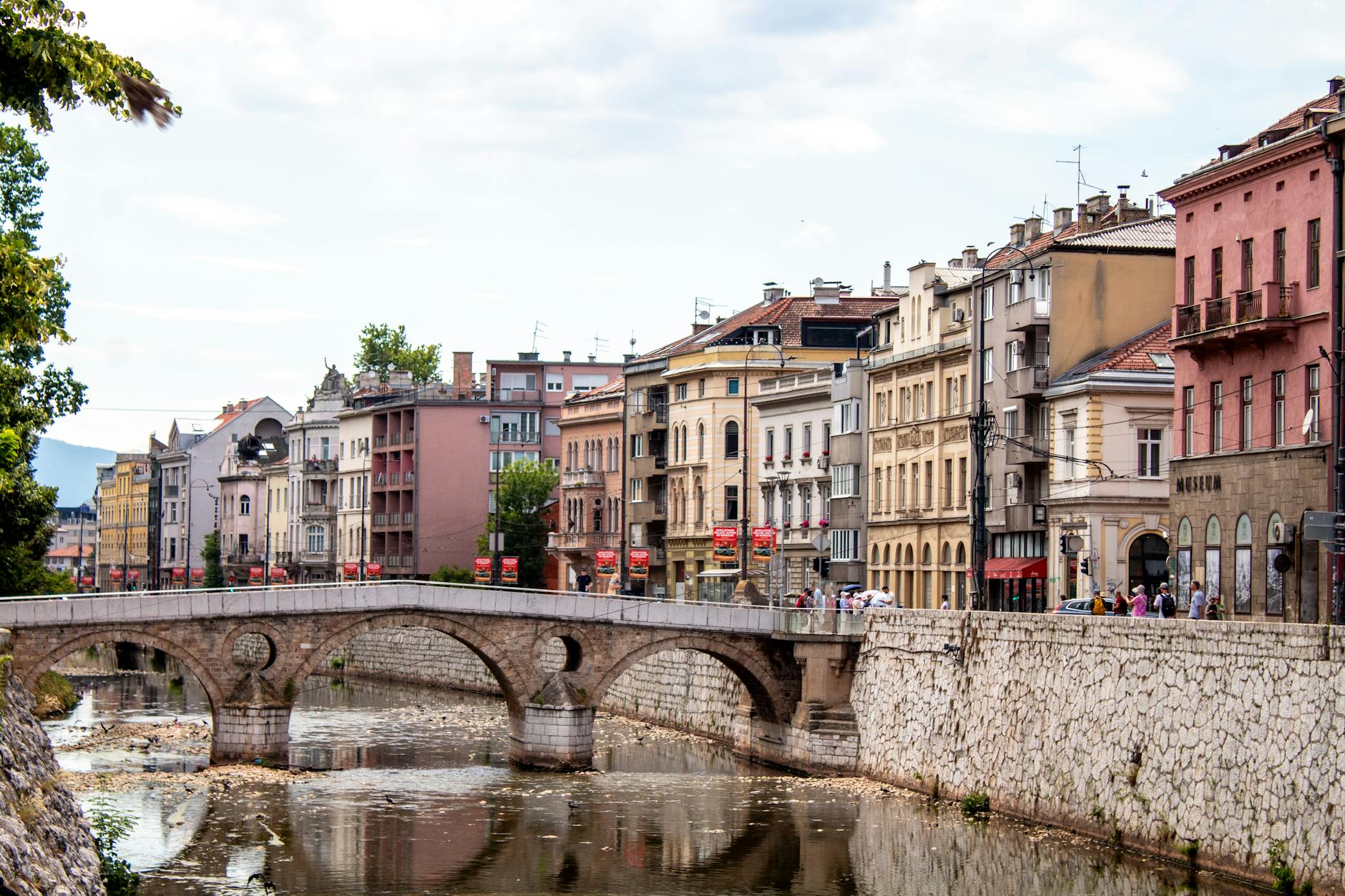Bosna-Hersek