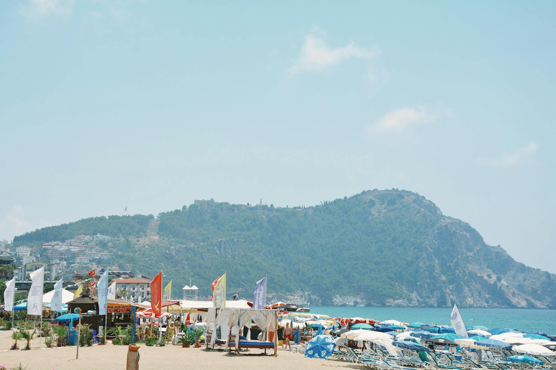Alanya'da Güneşli Aile Macerası! ☀️👨‍👩‍👧‍👦