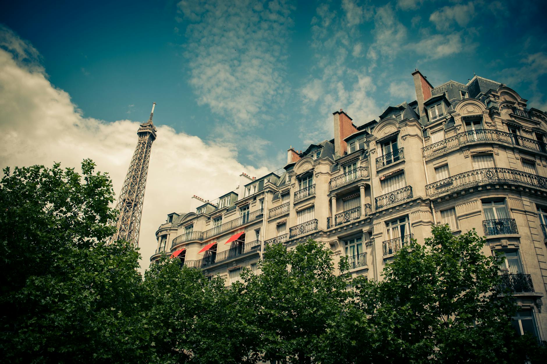 Paris Lezzet ve Arkadaşlık Serüveni 🇫🇷🍷