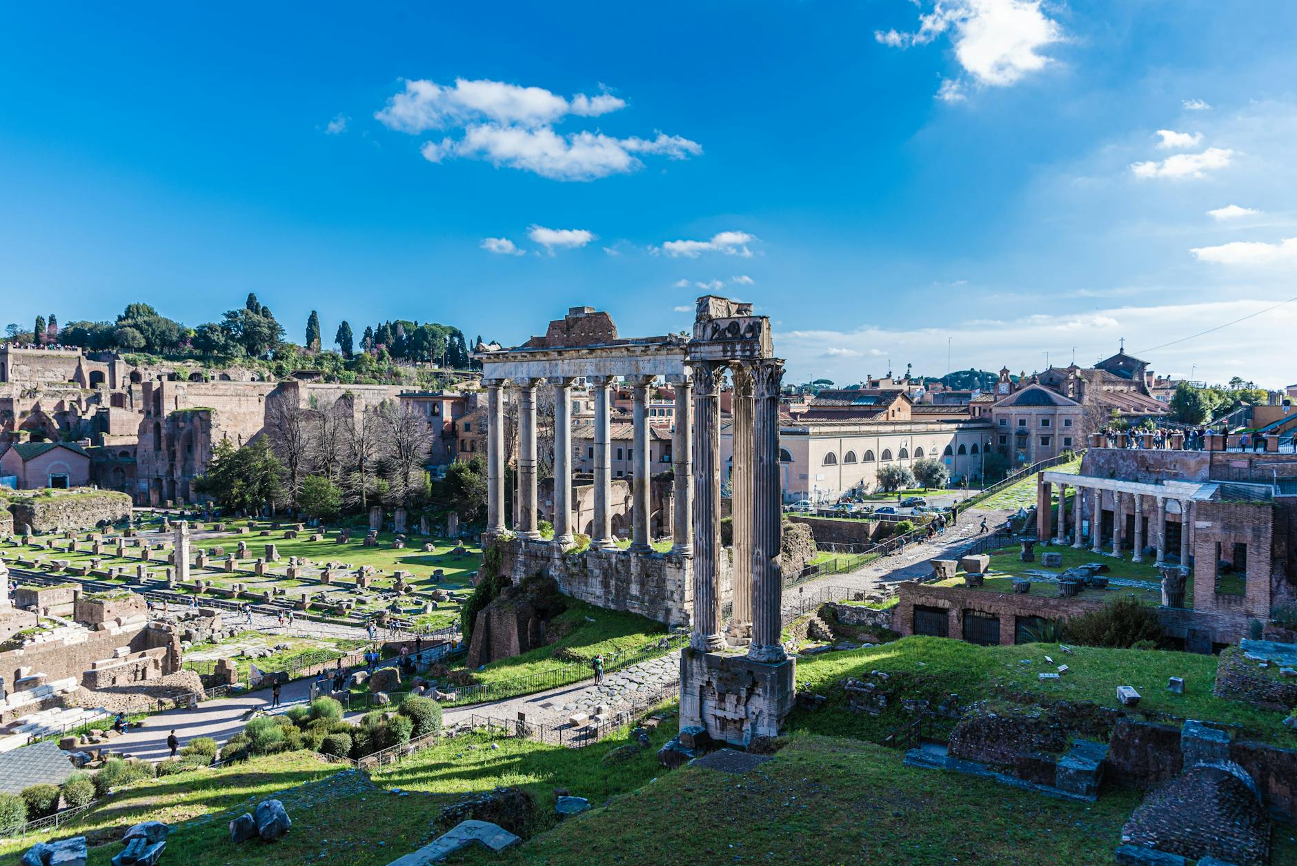 Roma'da Aşk ve Antik Çağ: 2 Haftalık Romantik Kültür Rotası 🏛️❤️