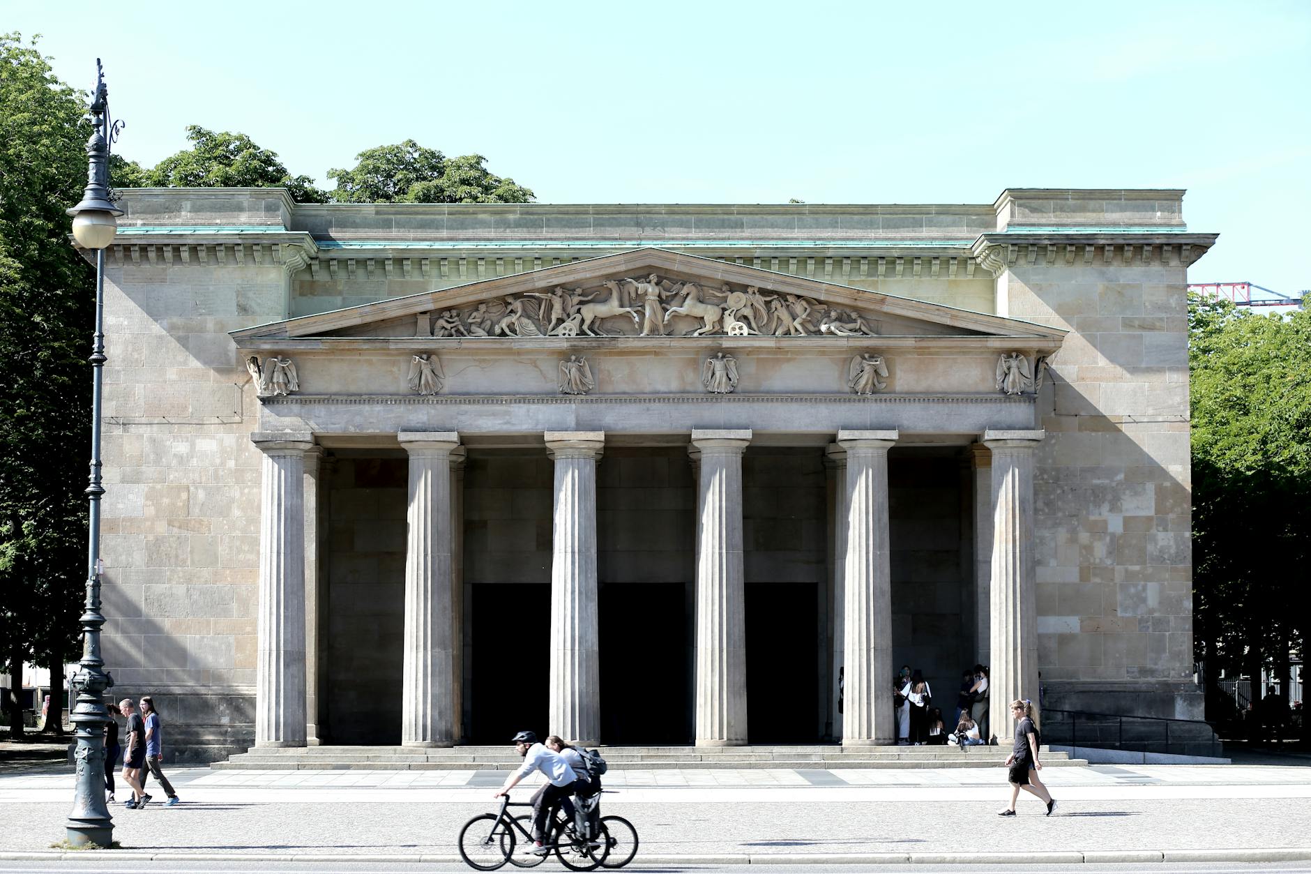 Berlin'in Tarihi ve Kültürel Dokusunda Ailece Bir Keşif! 🇩🇪