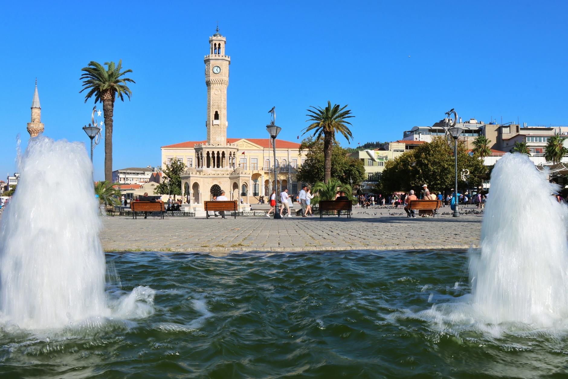 Ege'nin Kalbinde Aşk Dolu Bir Kültür Keşfi: İzmir 💖
