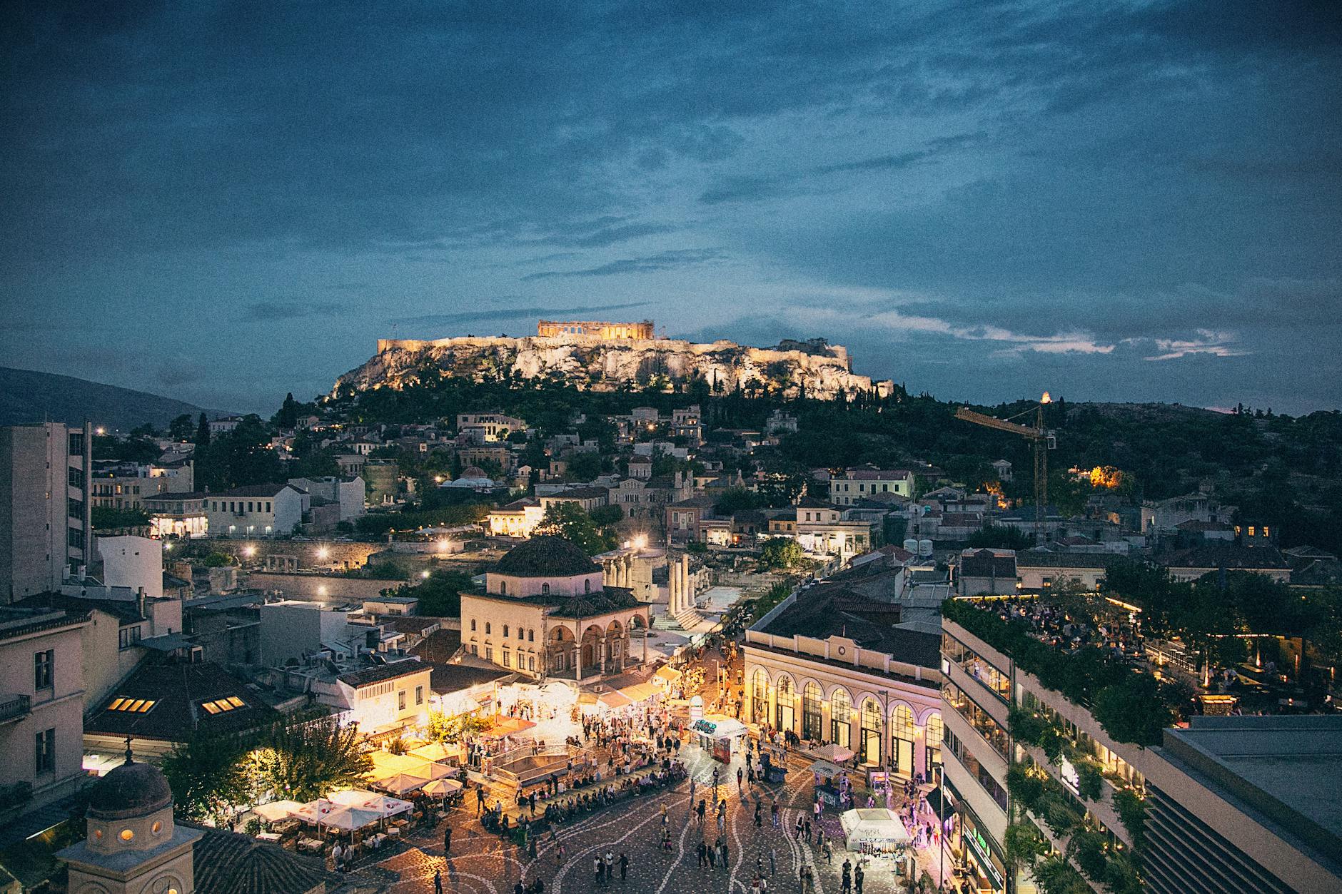 Antik Çağdan Günümüze Eğlence Dolu Atina Macerası! 🏛️🎉