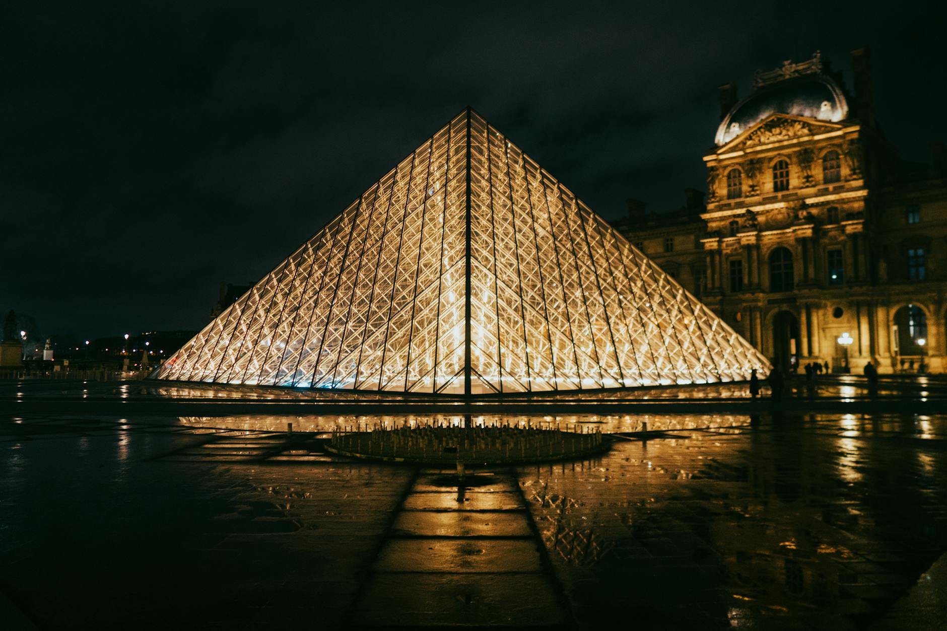 Paris: Ailece Sanat ve Tarih Yolculuğu 🇫🇷✨
