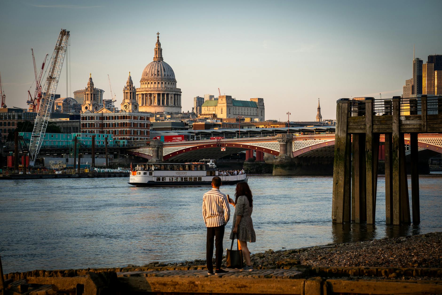 Londra'da Aşk Dolu 5 Gün: Romantizm ve Eğlence Rehberi! 💖🇬🇧