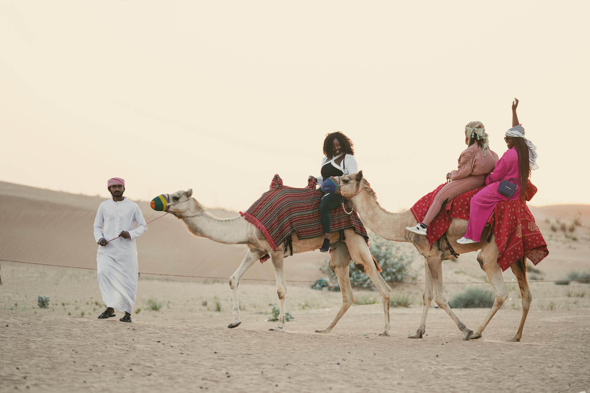 Çölün Kalbinde Romantik Aile Tatili: Dubai Büyüsü 🇦🇪✨